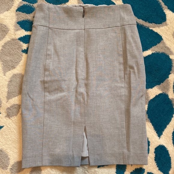Express Pencil Skirt - Picture 2 of 3